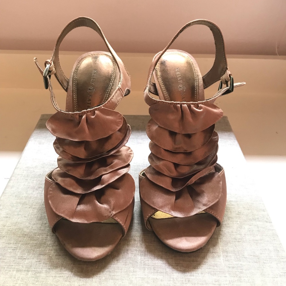 🔅NEW🔅 Gorgeous Peep Toe Heels